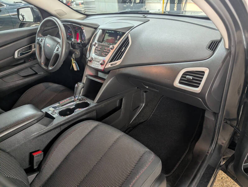 2017 GMC Terrain SLE-1