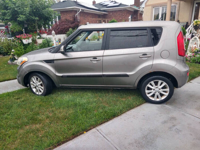2013 Kia Soul +