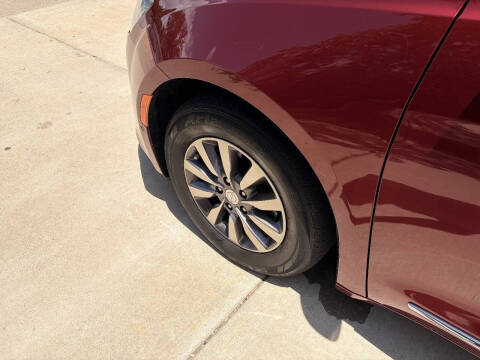 2019 Chrysler Pacifica Touring L Plus