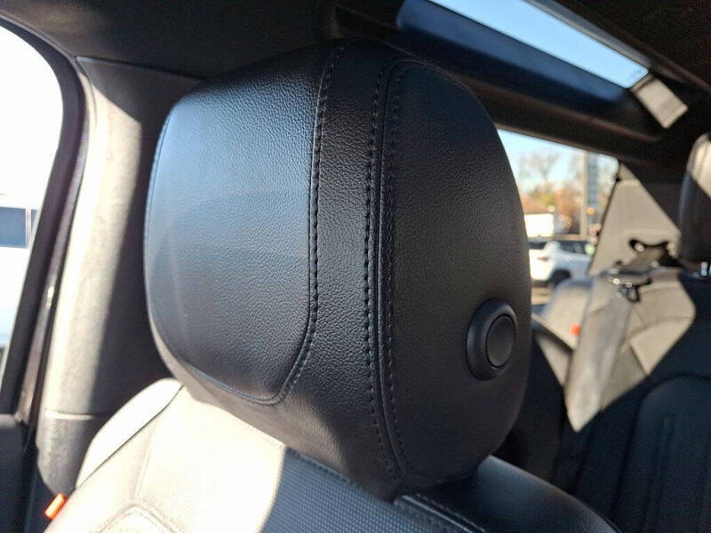 2022 Land Rover Defender 90 X-Dynamic S