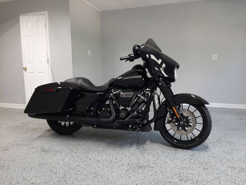2018 Harley Davidson FLHXS for sale at Rucker Auto & Cycle Sales in Enterprise AL