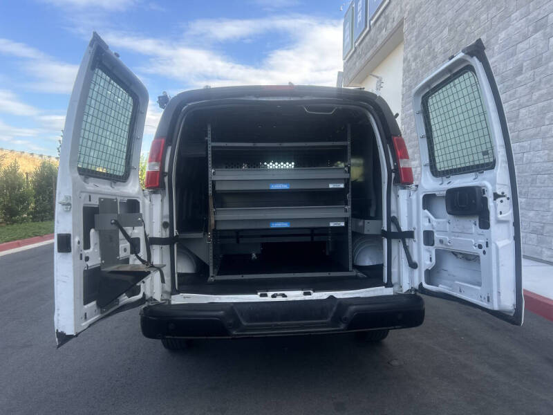 2017 Chevrolet Express 2500
