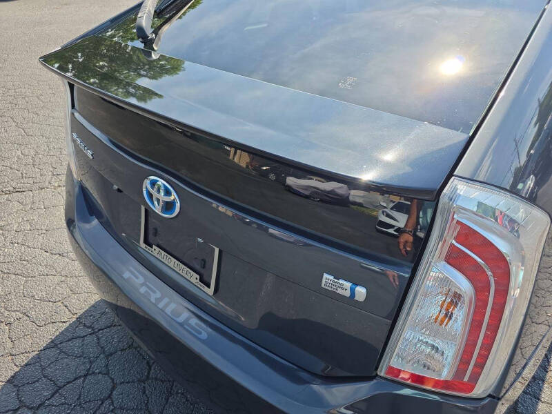 2014 Toyota Prius Two