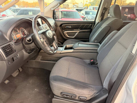 2015 Nissan Armada SV