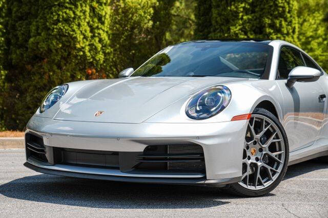 2025 Porsche 911 Carrera