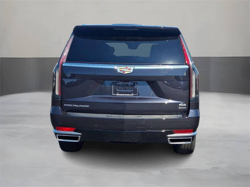 2022 Cadillac Escalade Premium Luxury