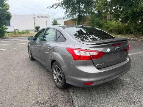 2013 Ford Focus SE