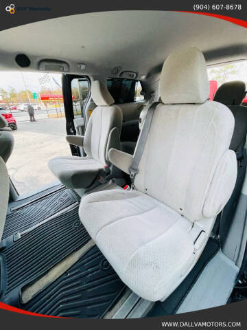 2014 Toyota Sienna