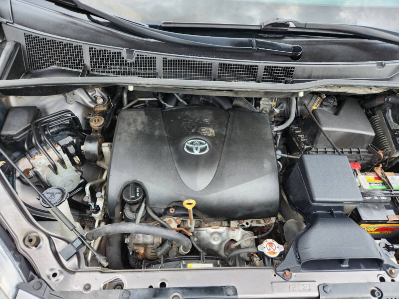 2017 Toyota Sienna XLE 7-Passenger