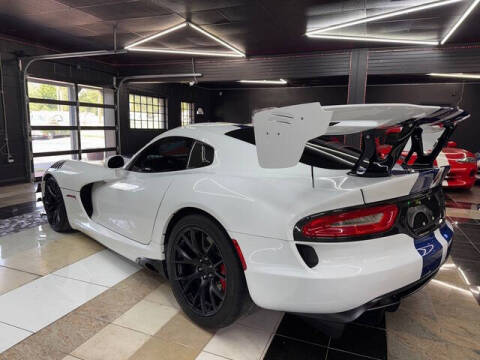 2016 Dodge Viper GTC