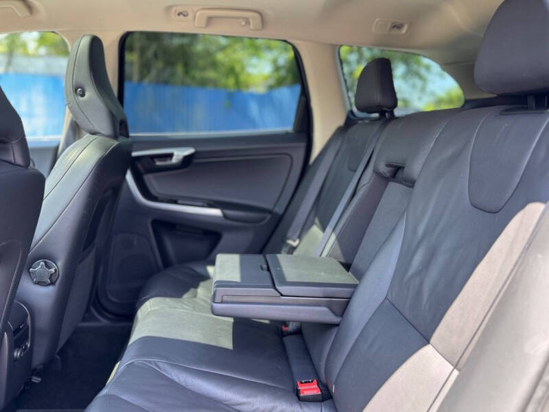 2013 Volvo XC60 3.2 Platinum