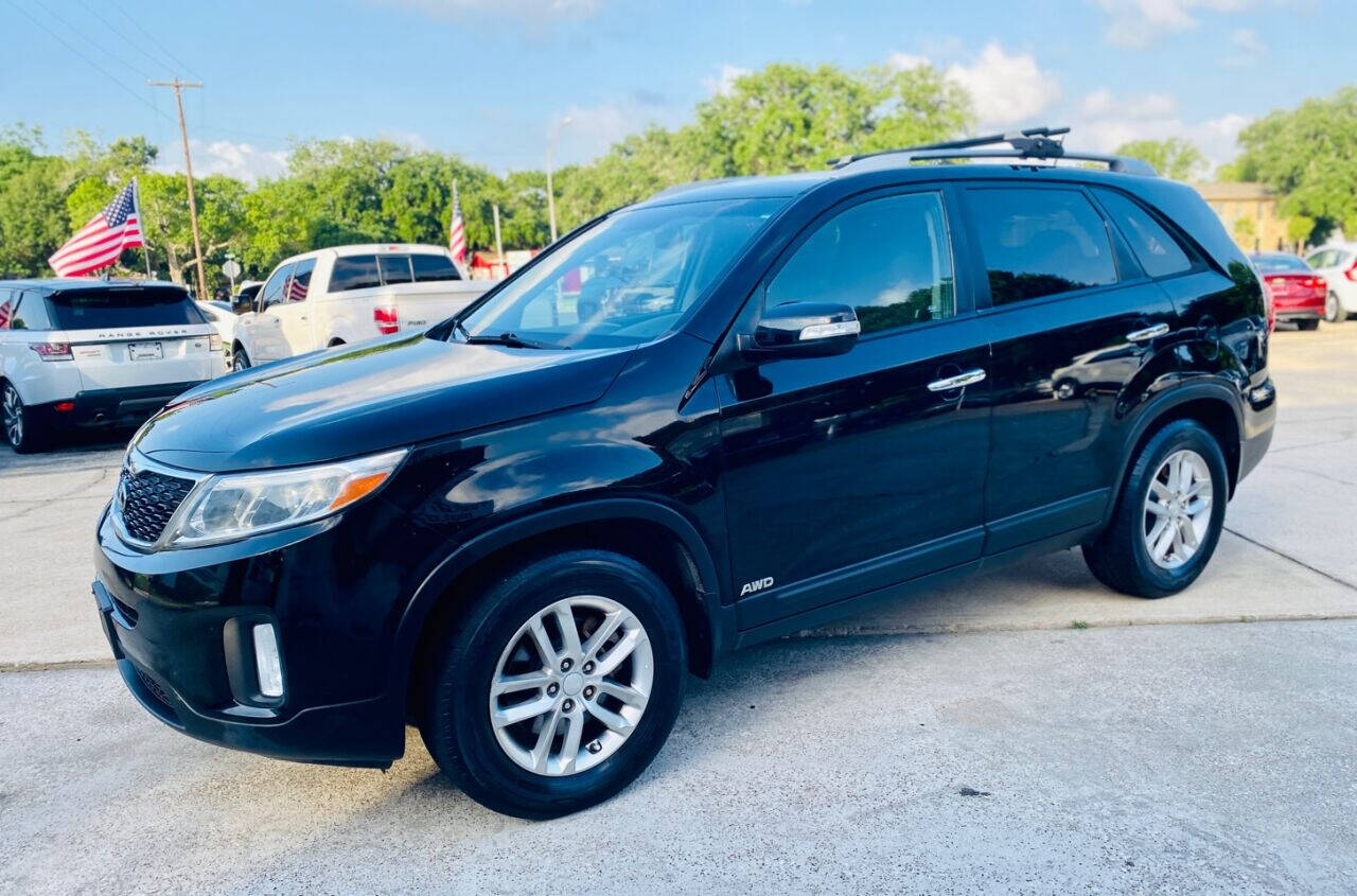 2015 Kia Sorento for sale at Testarossa Motors in League City, TX