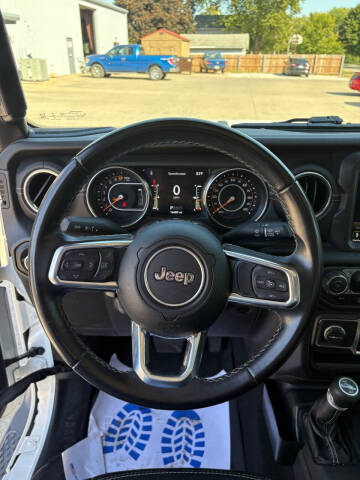 2021 Jeep Gladiator Overland