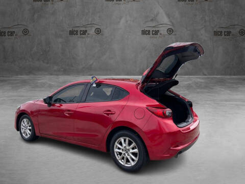 2017 Mazda MAZDA3 Sport
