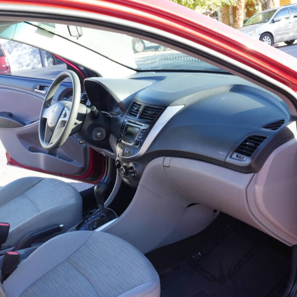 2015 Hyundai Accent GS