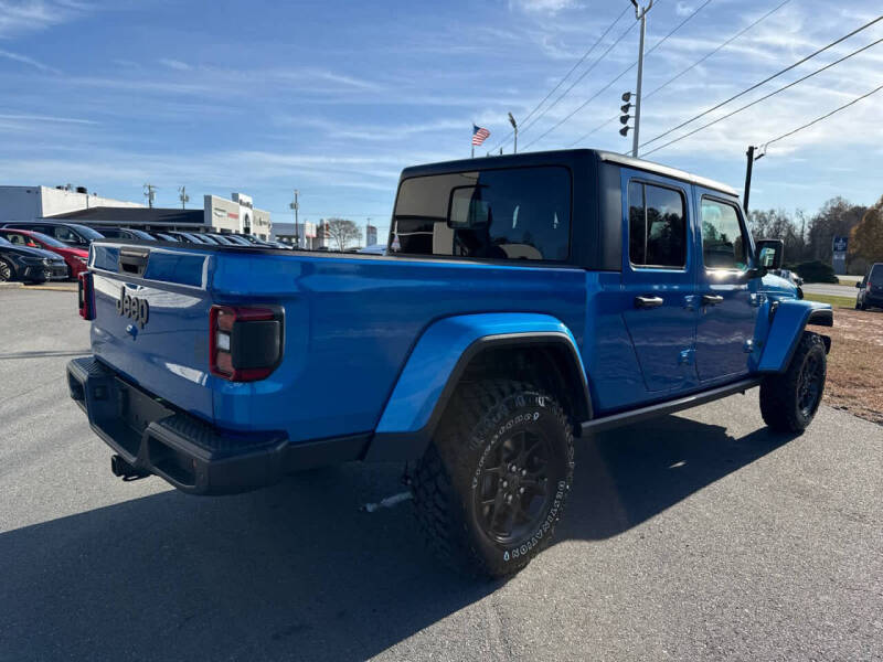 2026 Jeep Gladiator Willys