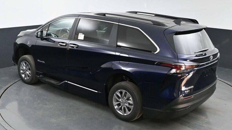 2025 Toyota Sienna