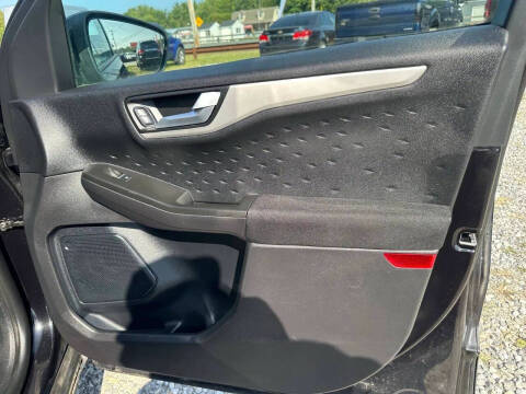 2020 Ford Escape SE