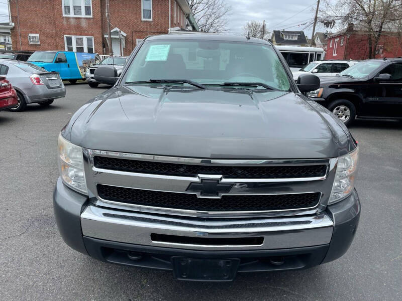 2011 Chevrolet Silverado 1500 LS photo 10