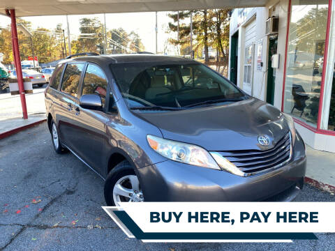 2015 Toyota Sienna for sale at Automan Auto Sales, LLC in Norcross GA