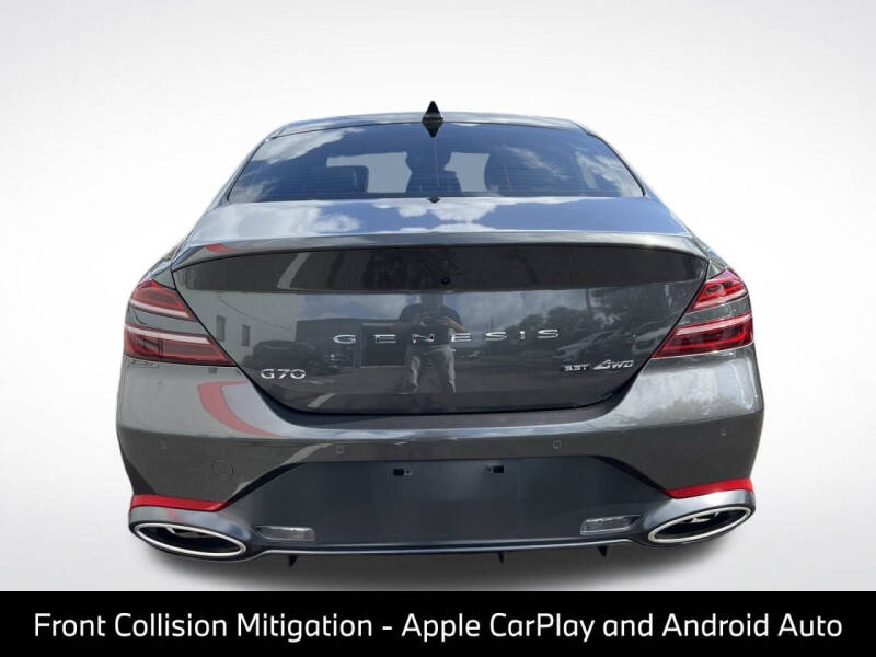2023 Genesis G70