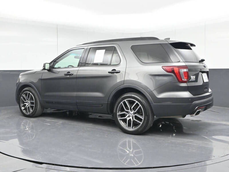 2016 Ford Explorer Sport