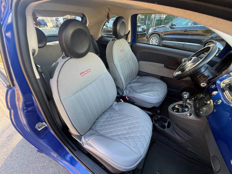 2012 FIAT 500 Lounge