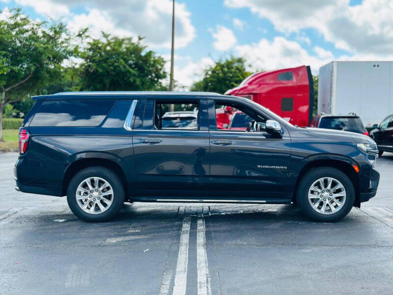 2023 Chevrolet Suburban Premier