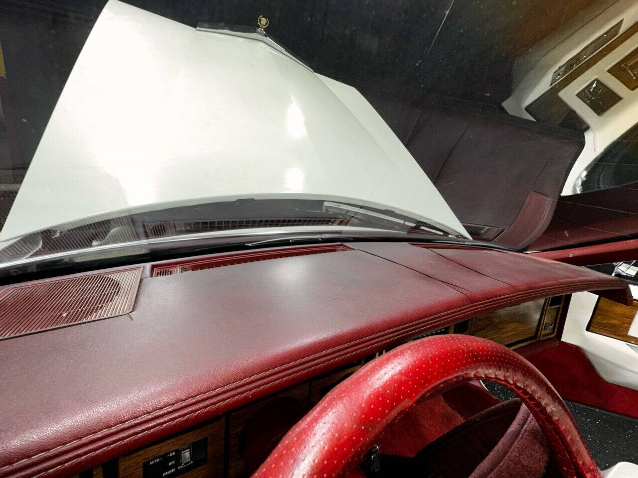 1985 Cadillac Eldorado Biarritz 35