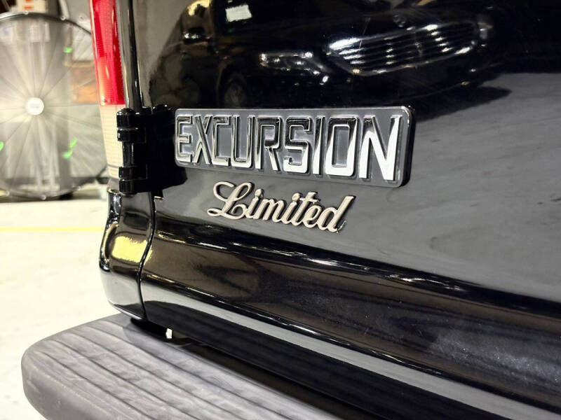 2003 Ford Excursion Limited