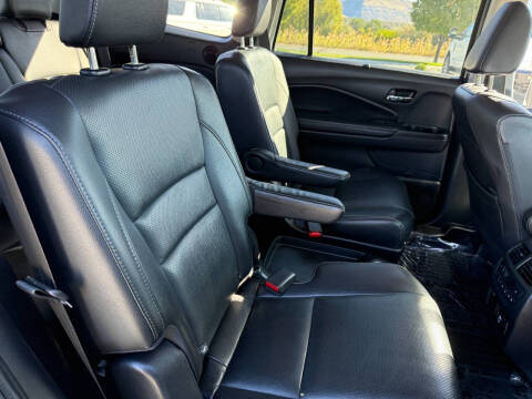 2020 Honda Pilot Elite