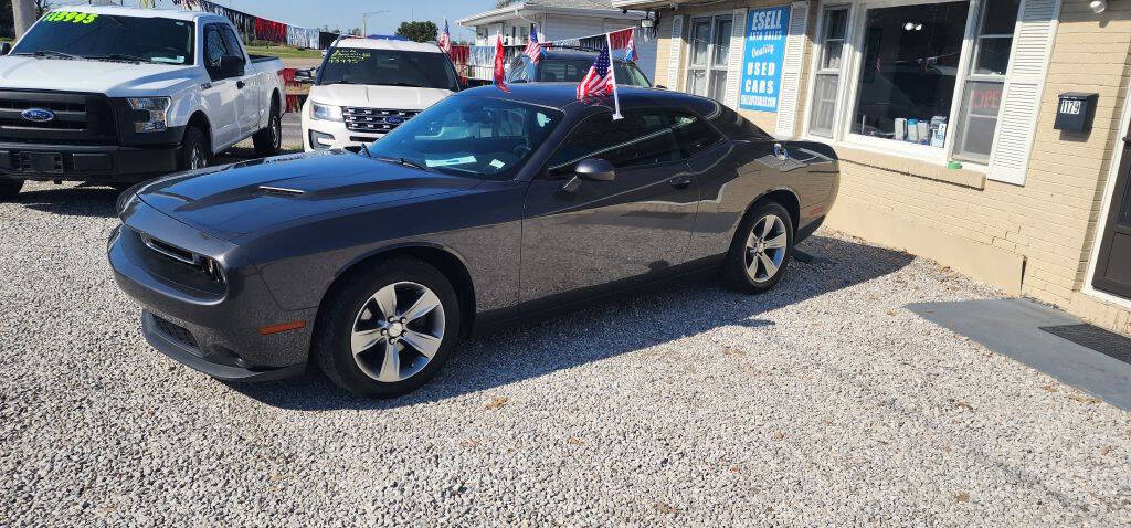 2016 Dodge Challenger for sale at ESELL AUTO SALES in Cahokia, IL