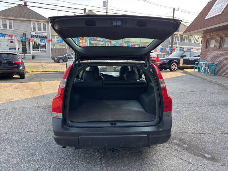 2004 Volvo XC70