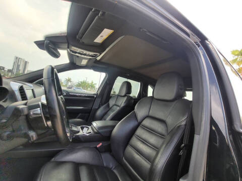 2016 Porsche Cayenne S