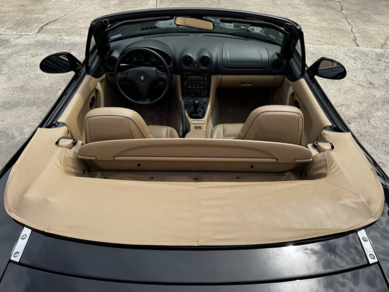 2000 Mazda MX-5 Miata LS