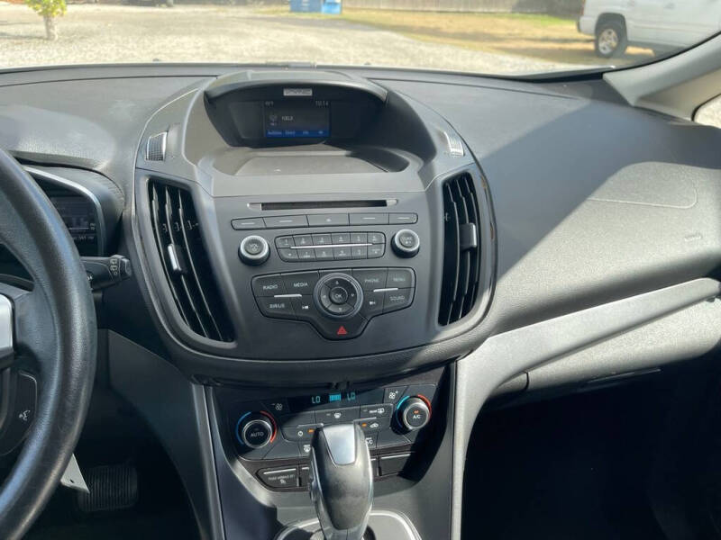 2017 Ford C-MAX Hybrid SE