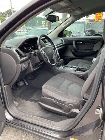 2016 GMC Acadia SLE-1
