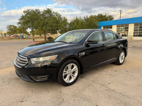 2017 Ford Taurus SEL
