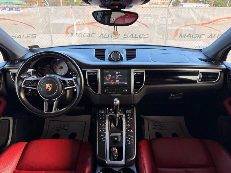 2017 Porsche Macan S