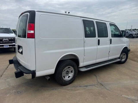 2025 Chevrolet Express 2500