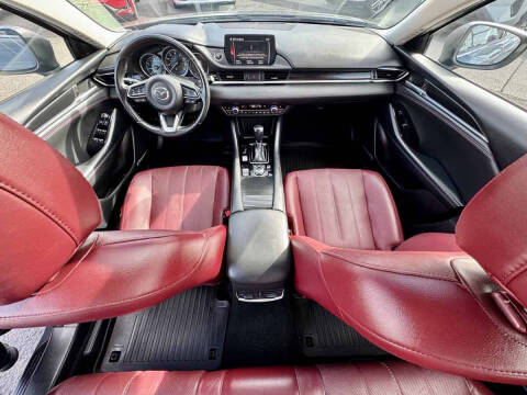 2021 Mazda MAZDA6 Carbon Edition