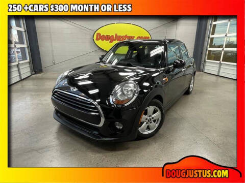2016 MINI Hardtop 4 Door Cooper