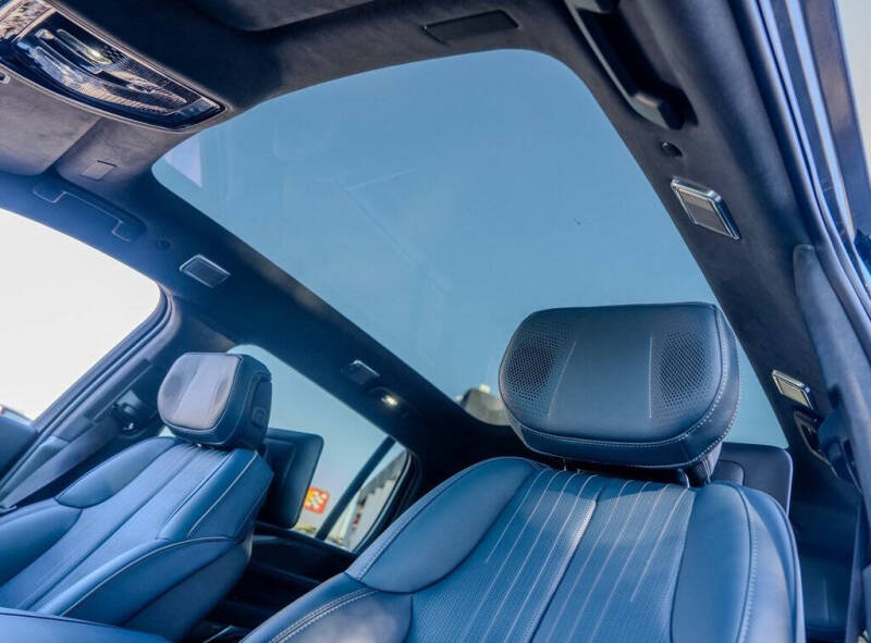 2025 Cadillac Escalade IQ Luxury 2