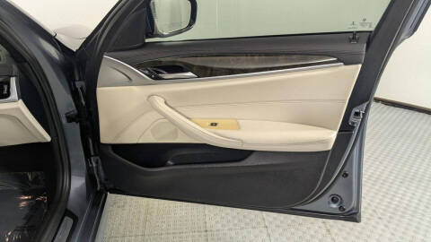 2018 BMW 5 Series 530i