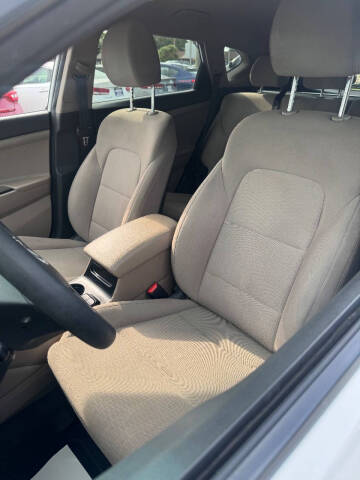 2019 Hyundai Tucson SE