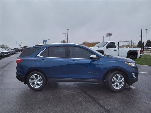 Used 2020 Chevrolet Equinox Premier with VIN 2GNAXNEV9L6227398 for sale in Bourbonnais, IL