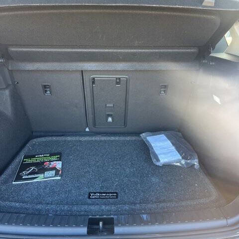 2024 Volkswagen Taos SE 4Motion