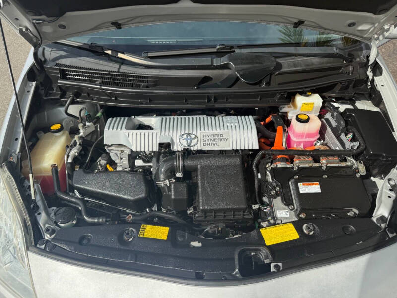 2013 Toyota Prius Three