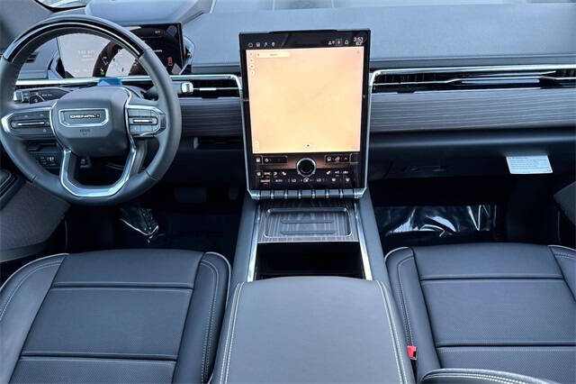 2025 GMC Sierra EV Denali