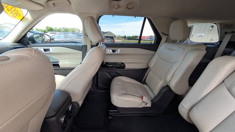 2022 Ford Explorer Platinum